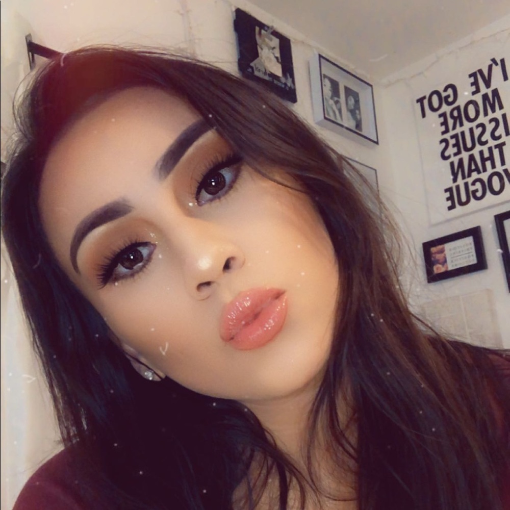 Meet your Posher, Linda